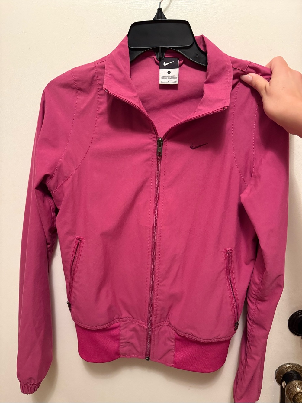 Nike Women’s Magenta Zip-Up Bomber Jacket